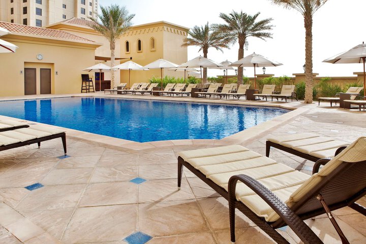 Pool 134 of 199