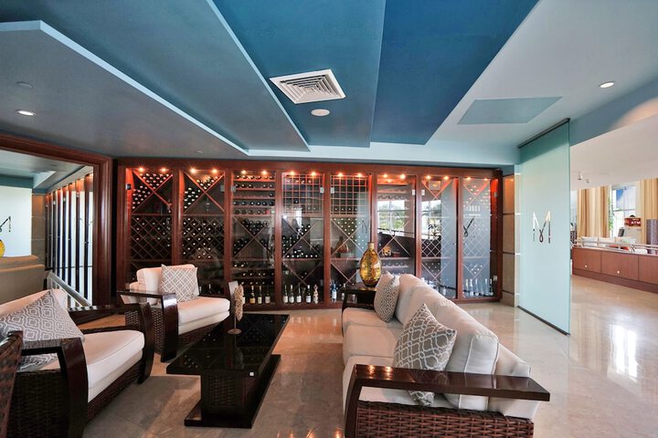 Hotel Interior 3 of 47