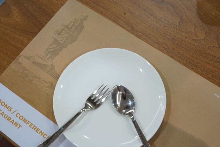 Dining 26 of 29