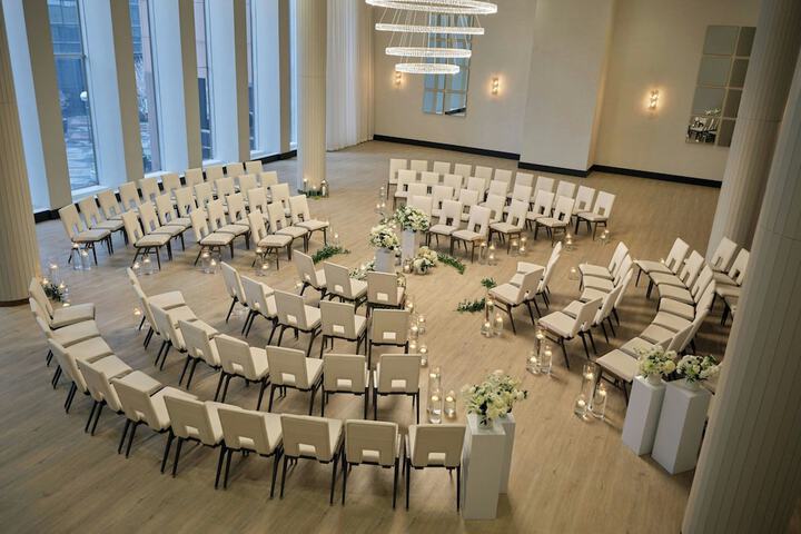 Ballroom/Hall 110 of 155
