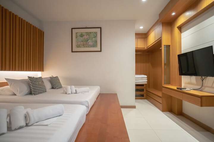 Room 56 of 194