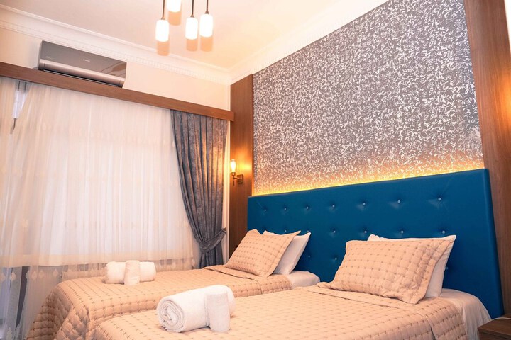 Room 54 of 117