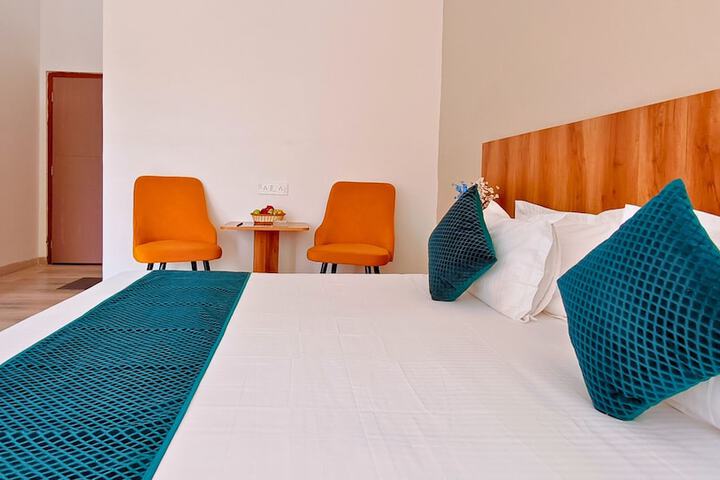 Room 15 of 87