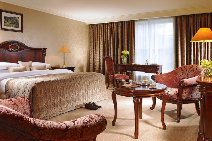 Room 5 of 25