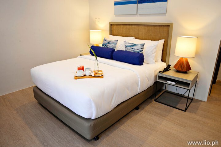 Room 4 of 40