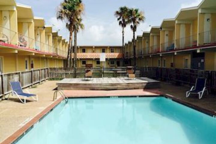 Photo of Pearl Inn