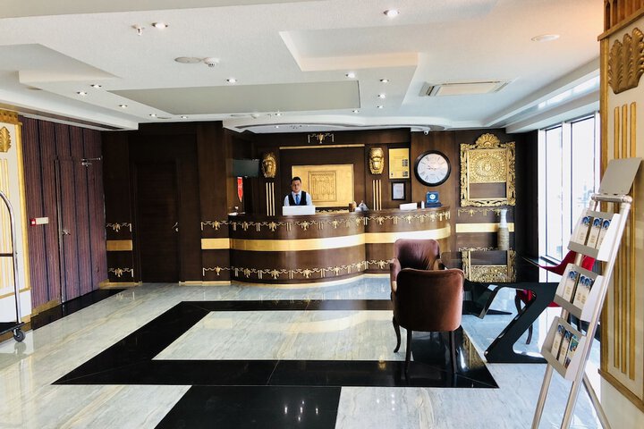 Concierge desk