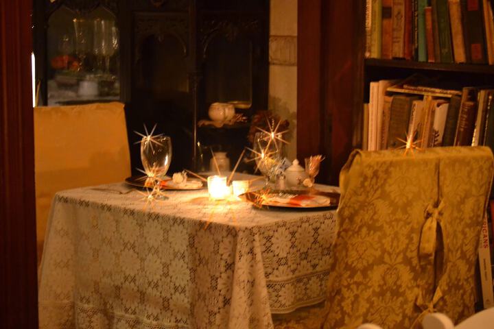 Dining 72 of 108