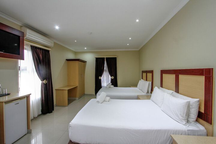 Room 2 of 26