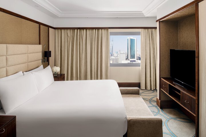Room 37 of 181
