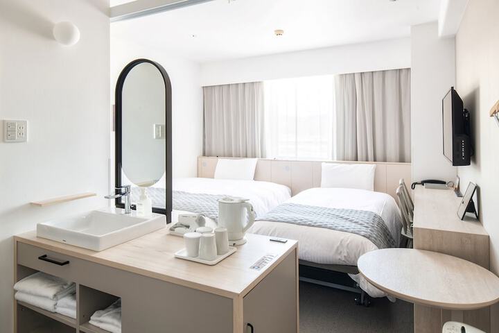 Room 10 of 91