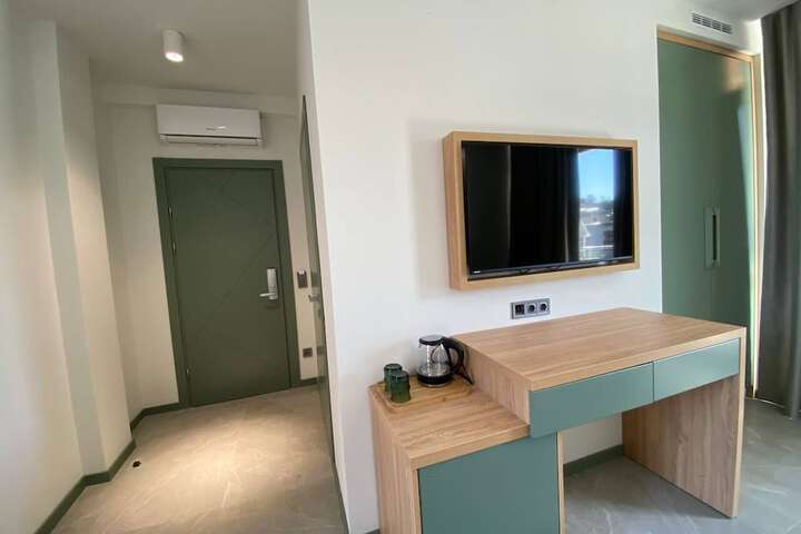 Room 55 of 62