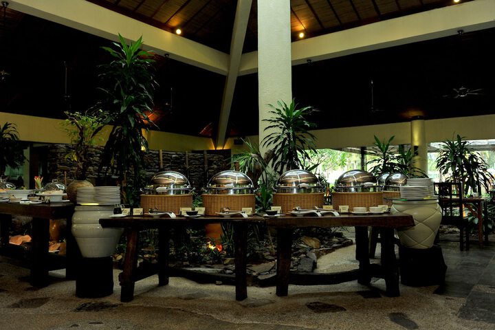 Dining 98 of 135