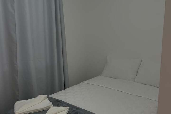 Room 2 of 16