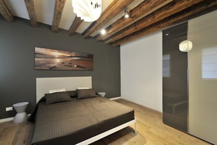 Room 38 of 46