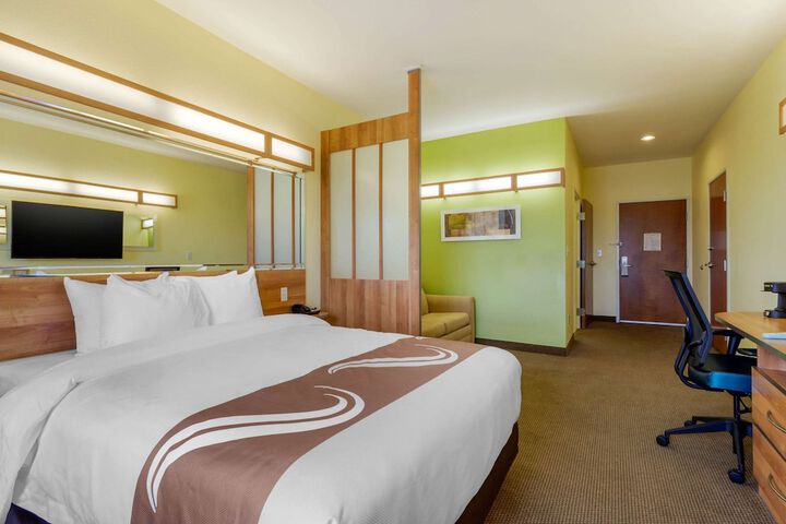 Queen Bed Accessible (3 of 34)