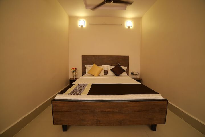 Room 18 of 24