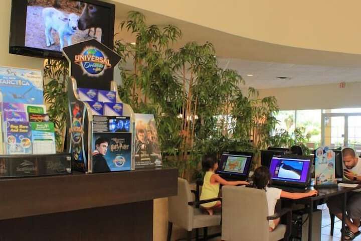 Hotel Interior 9 of 111