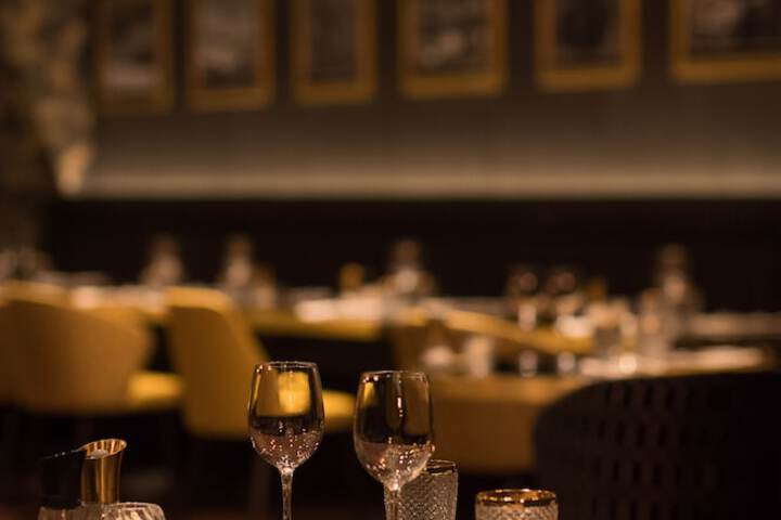 Dining 108 of 196