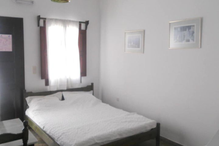 Room 6 of 79