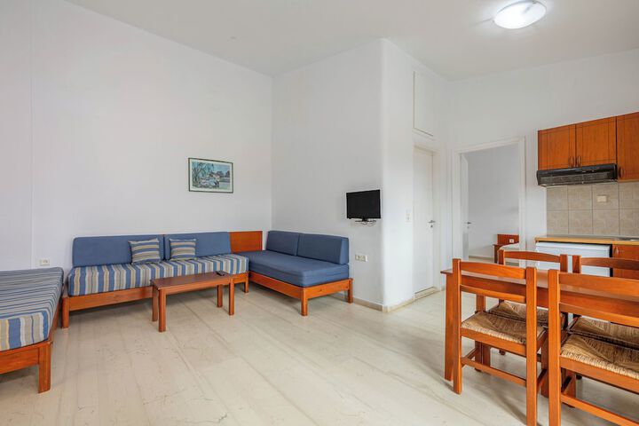 Room 56 of 128