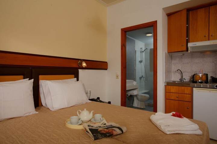 Room 18 of 50