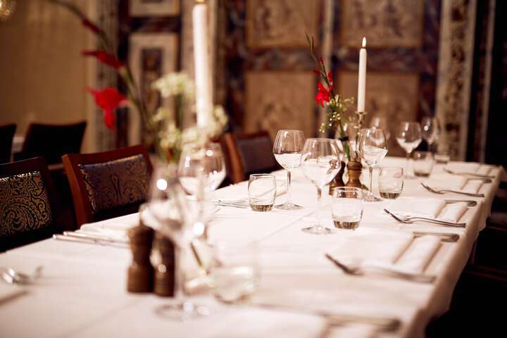 Dining 80 of 125