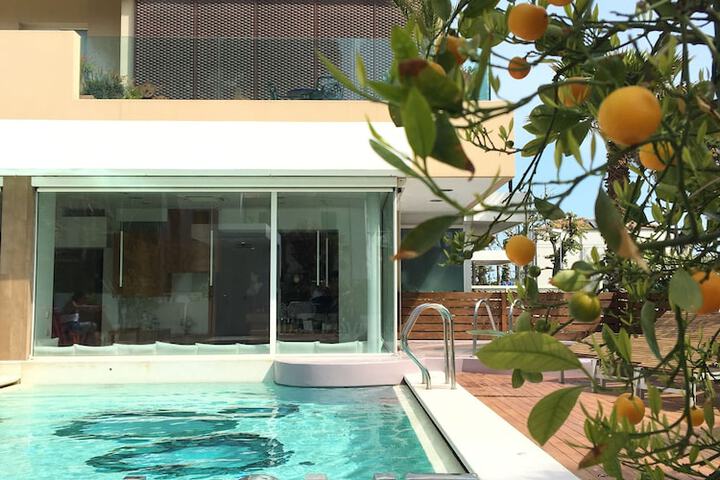 Pool 46 of 78