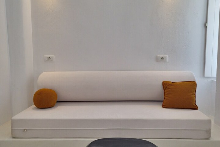 Room 85 of 189