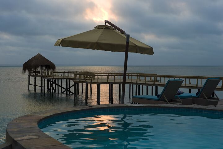 Pool Hotel