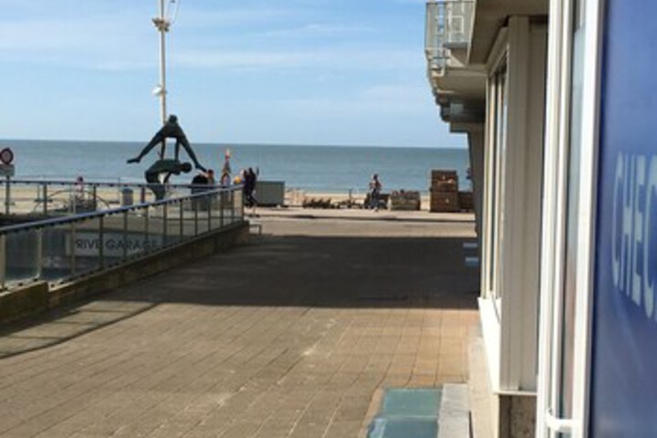 Beach 13 of 40