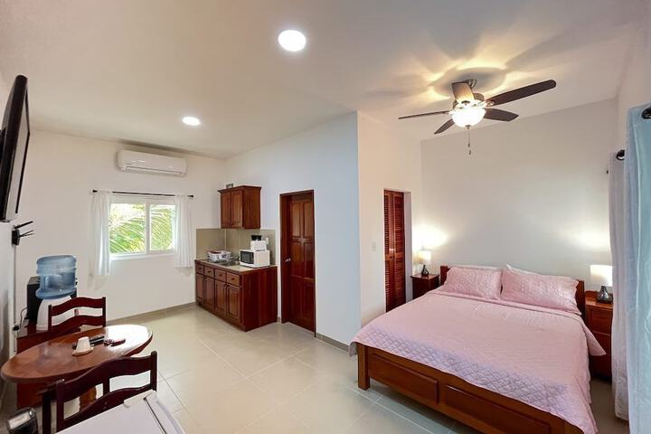 Room 2 of 22