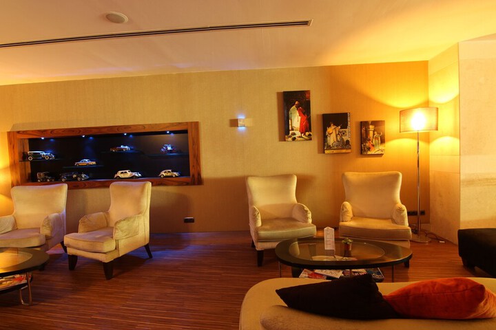 Lobby Entry