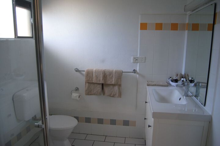 Room 18 of 40