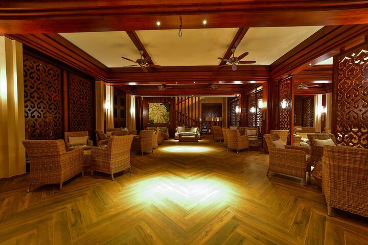 Hotel Interior 6 of 50