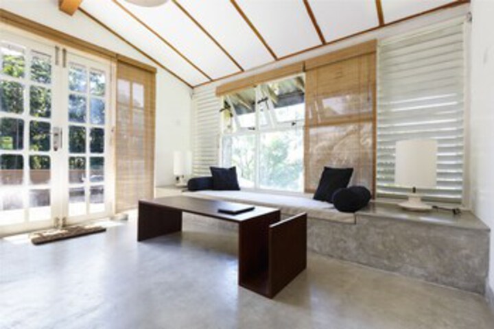 Room 15 of 23