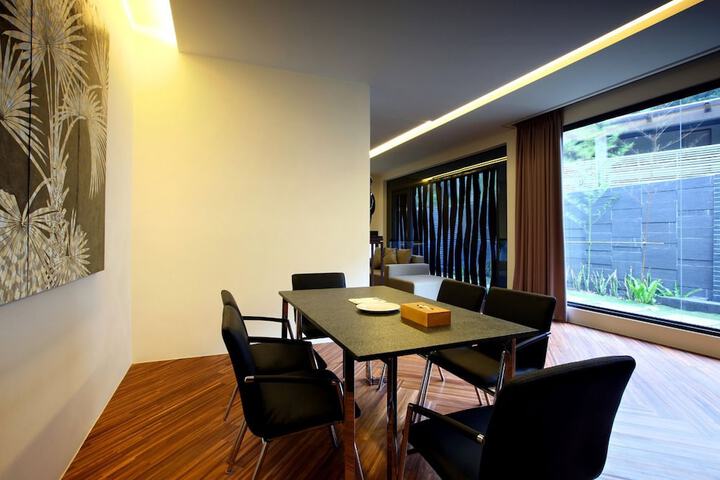 Room 13 of 58