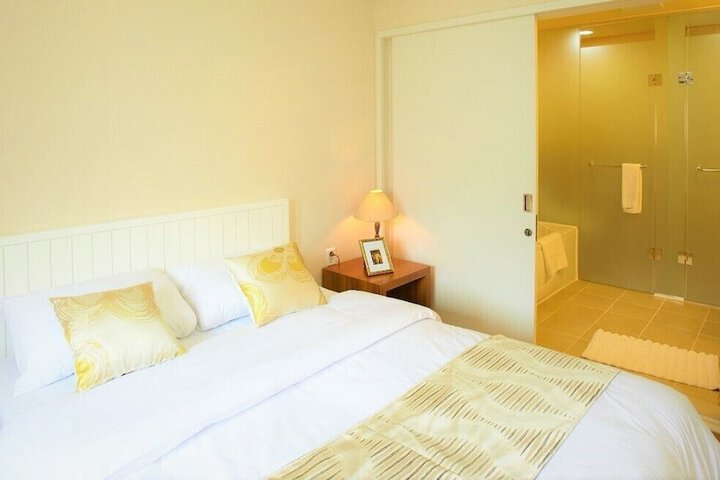 Room 5 of 55