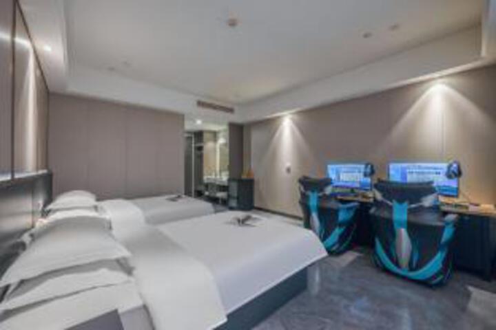 Magic Starry Night Esports Hotel (Cixi Hangzhou Bay Century Golden Resources Shopping Center Branch)