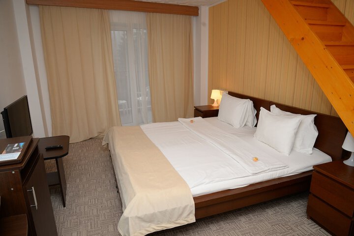 Room 9 of 41