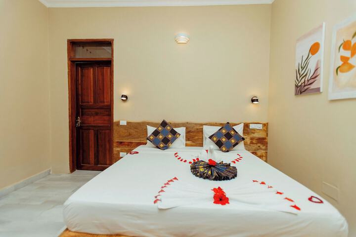 Room 15 of 107