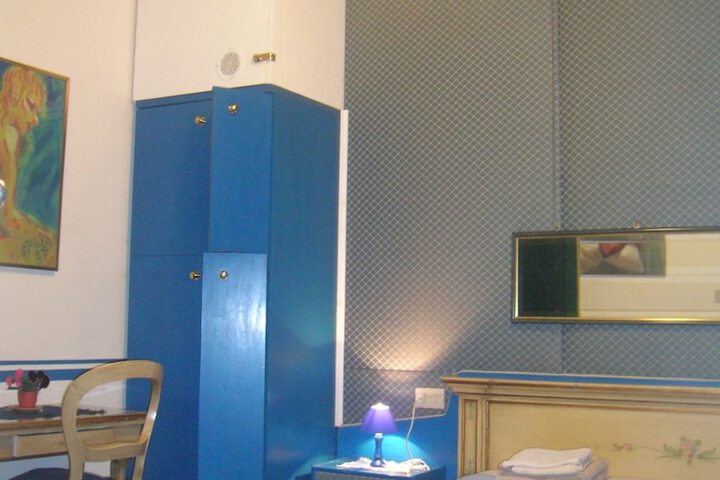 Room 14 of 166