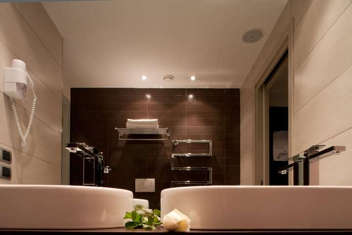 Room 21 of 67