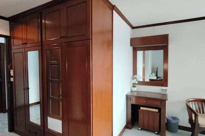 Room 21 of 71