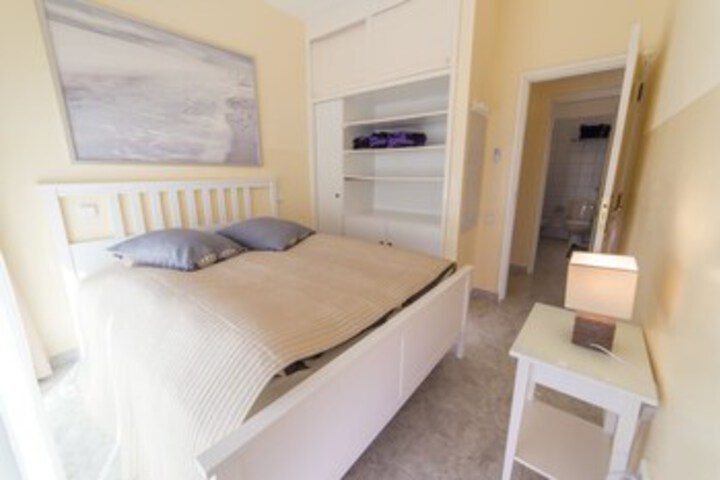 Room 20 of 24