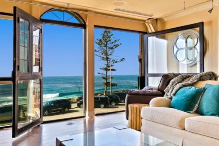 Image of #101 La Jolla Village Oceanfront Holiday Home