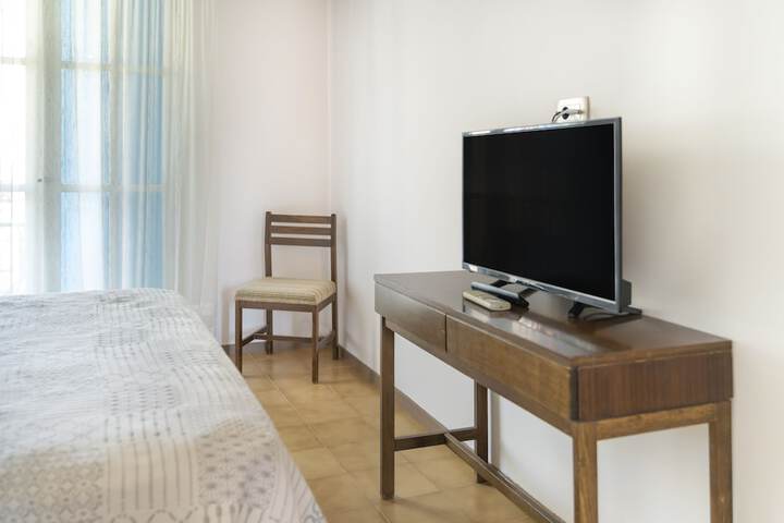 Room 34 of 126