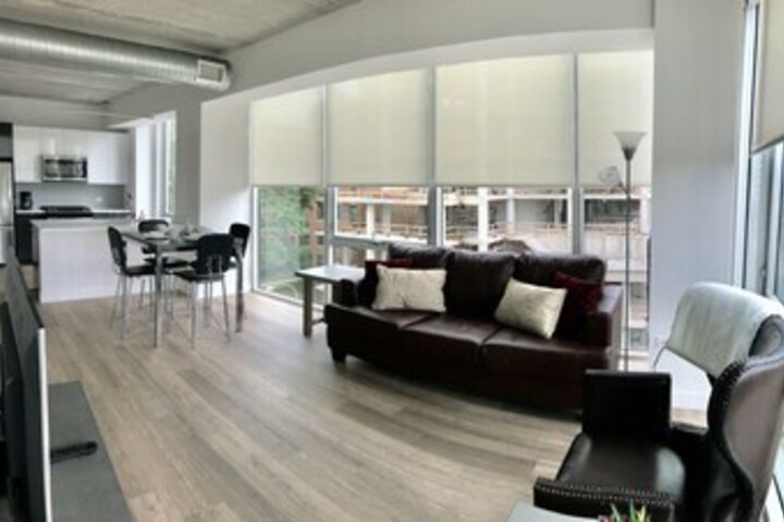 Room 26 of 53