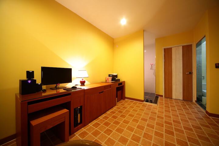 Room 26 of 75
