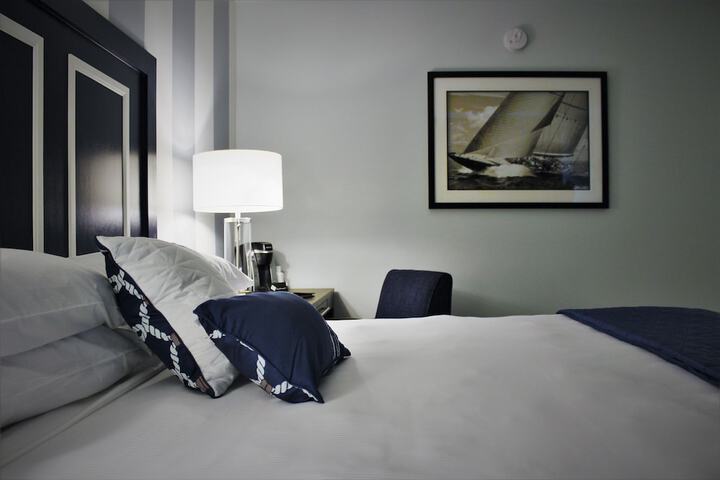 Room 3 of 56
